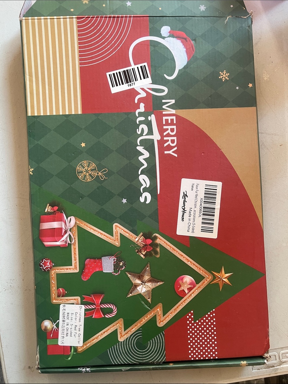 New red fur structured box tree skirt